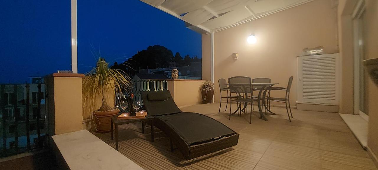 I Due Grifoni Apartments Taormina Ngoại thất bức ảnh