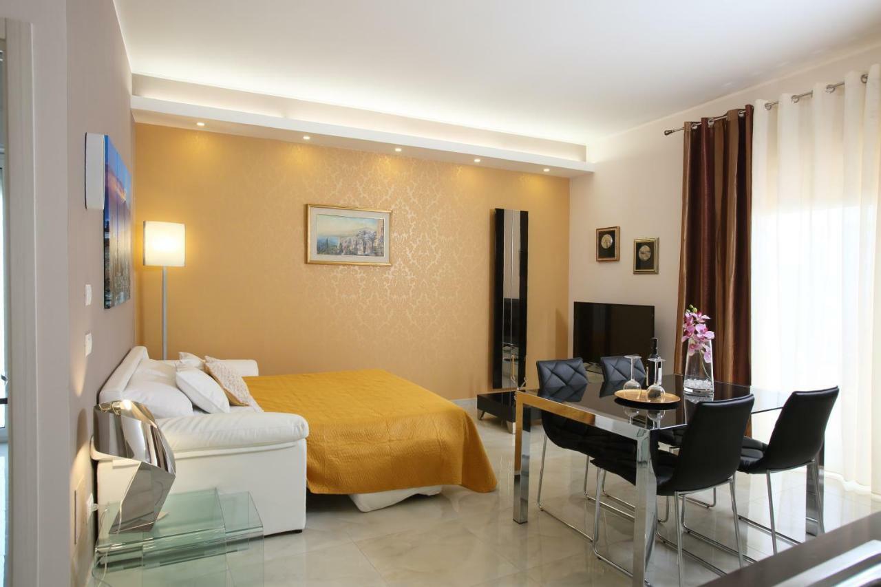 I Due Grifoni Apartments Taormina Ngoại thất bức ảnh