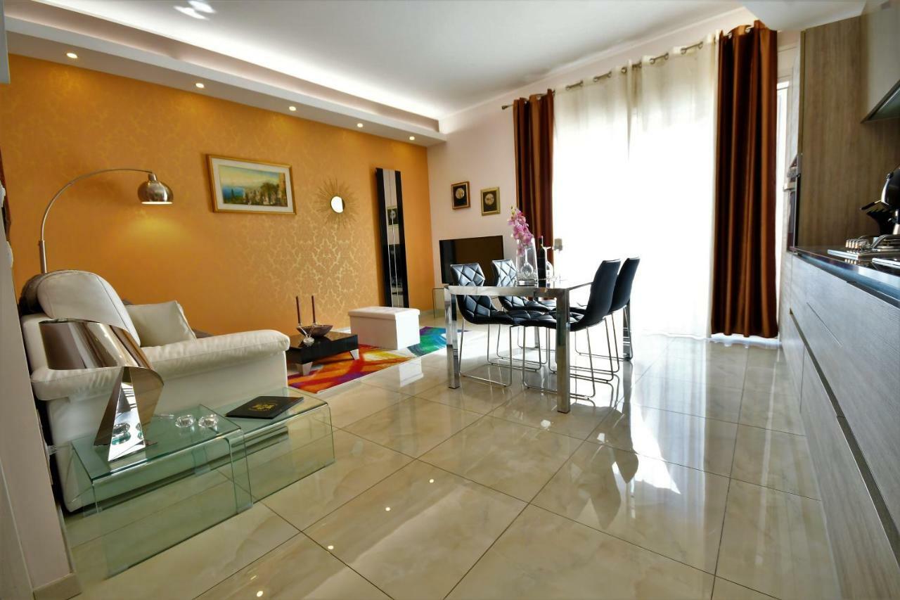 I Due Grifoni Apartments Taormina Ngoại thất bức ảnh
